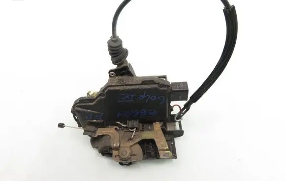 Volkswagen Golf IV Front door lock