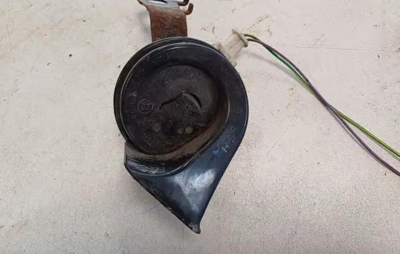 Citroen C4 I Horn signal