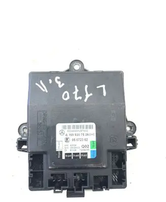 Mercedes-Benz B W245 Door control unit/module A1698207526 05072362