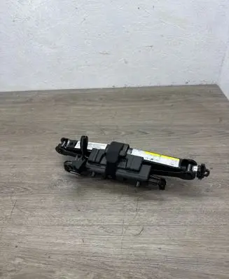 Audi A3 S3 8V Lift Jack 8V0011031B