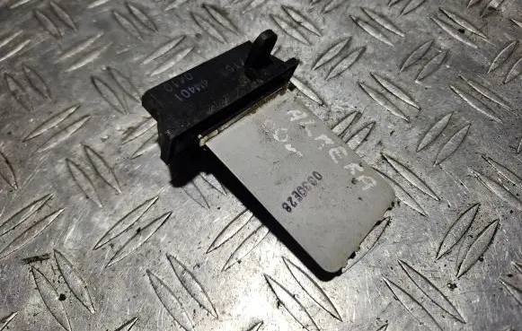 Nissan Almera Heater blower motor/fan resistor 271504M401 2K0010410
