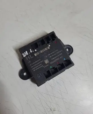 Mercedes-Benz C W204 Door control unit/module A2048702426 A2044421932 A2048202926