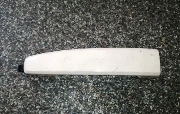 Opel Zafira B Front door exterior handle