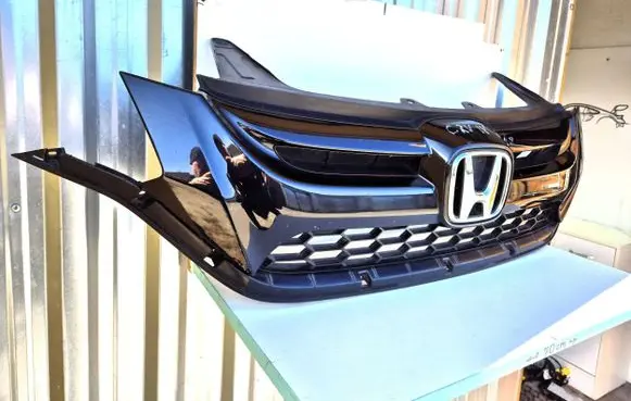 Honda CR-V Front grill 08721T0A7000A2