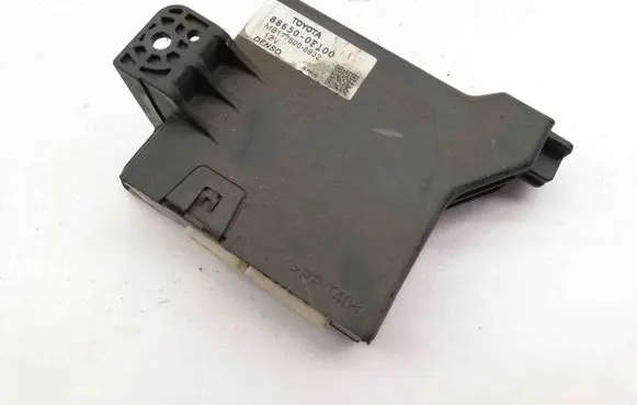 Toyota Verso-S Other devices 886500F100