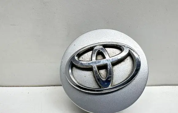 Toyota Verso Original wheel cap 4260302201