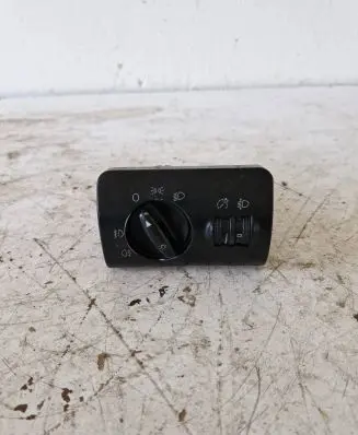 Audi A6 S6 C5 4B Light switch
