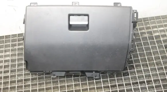 Land Rover Range Rover Evoque L538 Glove box