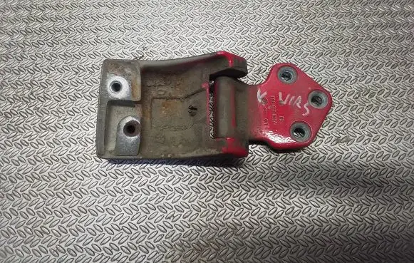 Volkswagen Transporter - Caravelle T5 Rear door upper hinge 7H0827161