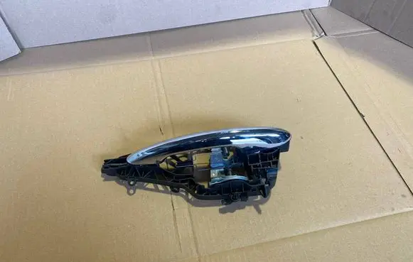 Mini Cooper Countryman F60 Rear door exterior handle 7327339