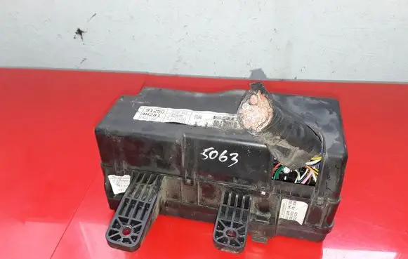 Hyundai H-1, Starex, Satellite Fuse module 912504H281 BZ0915T