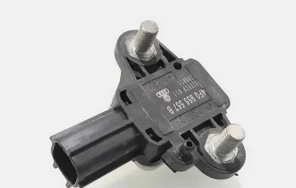 Audi A6 S6 C6 4F Airbag deployment crash/impact sensor 4F0955557B