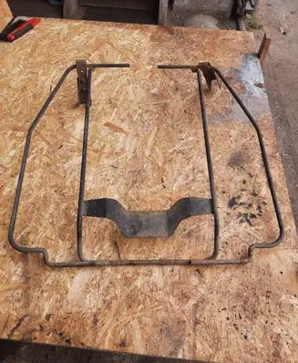 Volkswagen II LT Spare wheel mounting bracket 