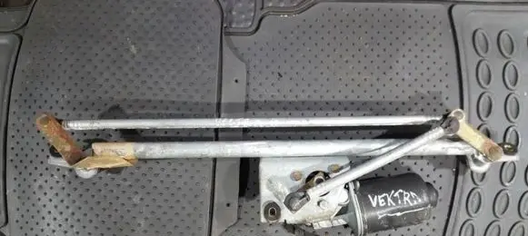 Opel Vectra B Front wiper linkage and motor
