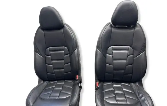 Nissan Qashqai Seat set 1184833 J12M03A19 X122C313S
