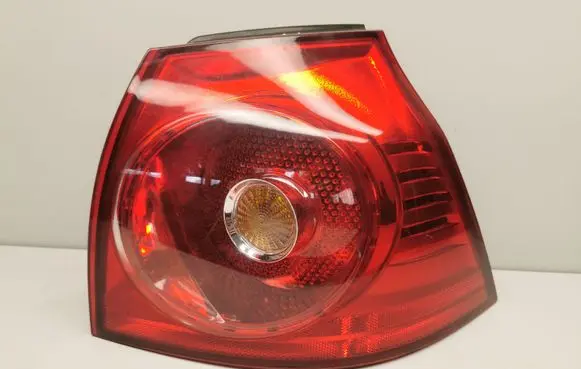 Volkswagen Golf V Rear/tail lights 084411963RF