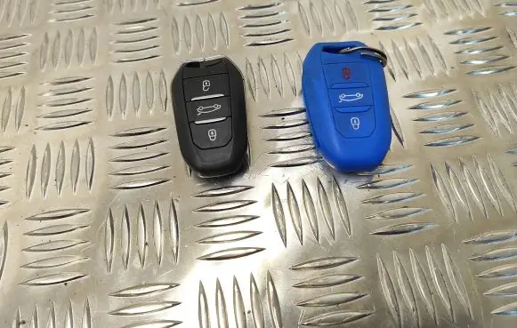 Citroen DS7 Crossback Ignition key/card 