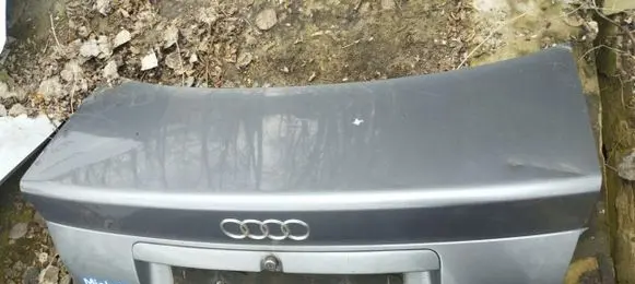 Audi A4 S4 B5 8D Tailgate/trunk/boot lid