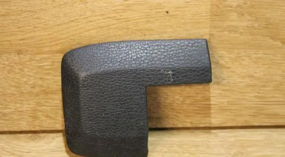 Volvo V70 Front driver seat rail trim 9208272