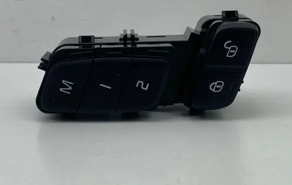 Volvo S60 Seat memory switch 31489631
