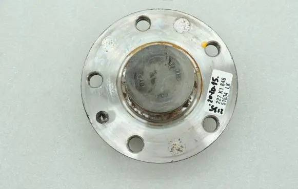 Cupra Leon Rear wheel hub 5WA501611
