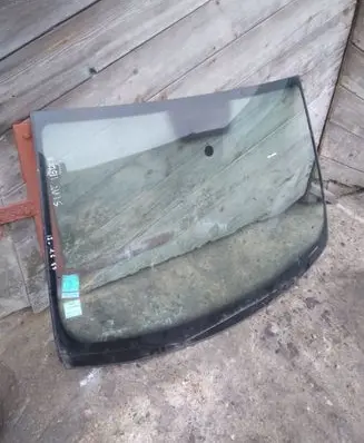 Seat Ibiza IV (6J,6P) Front windscreen/windshield window 