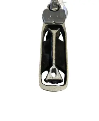 Volvo XC90 Engine mount bracket 31330590
