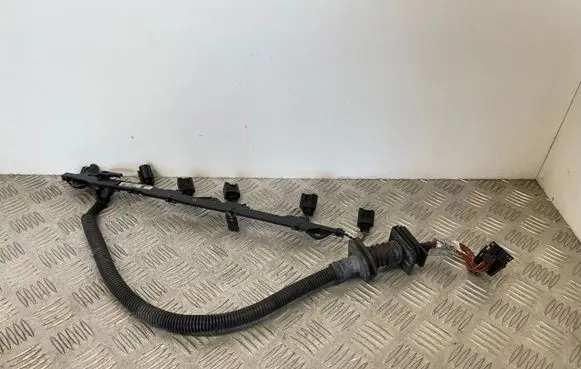 BMW X5 E70 Fuel injector wires 7808247