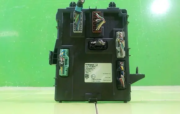 Nissan Qashqai Central body control module 284B14CB2A