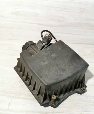 Ford Fiesta Mass air flow meter 8V2112B579