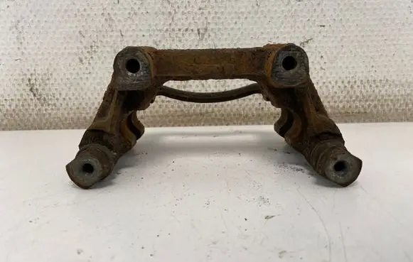 Ford Mondeo Mk III Brake caliper pad carrier rear 0204Y01172