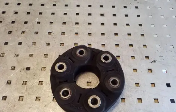 BMW X1 E84 Rear prop shaft donut coupling/joint 7546425