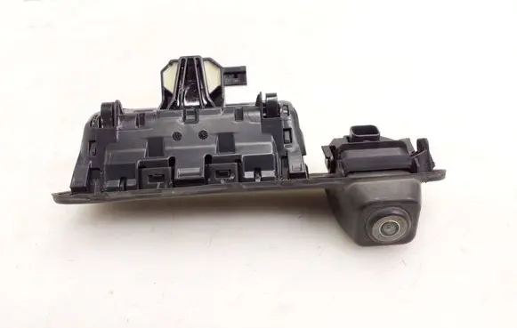 BMW 5 G30 G31 G38 Tailgate handle with camera 7381868