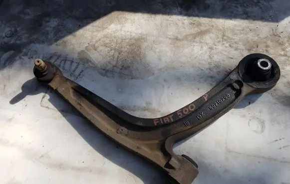Fiat 500 Front lower control arm/wishbone