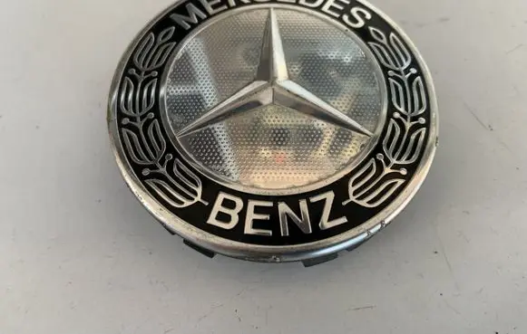 Mercedes-Benz C W205 Original wheel cap A1714000125