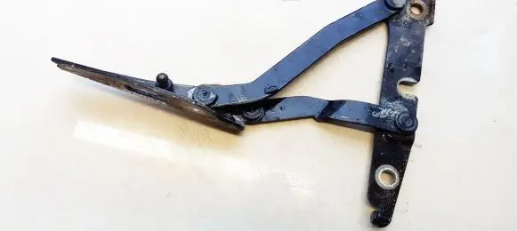 Audi A4 S4 B7 8E 8H Tailgate/trunk/boot hinge 8E5827302G