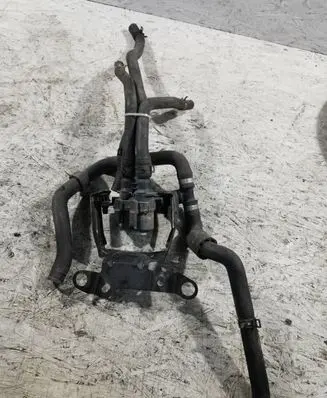 Mercedes-Benz S W222 Coolant heater control valve A0009820617 1147212214