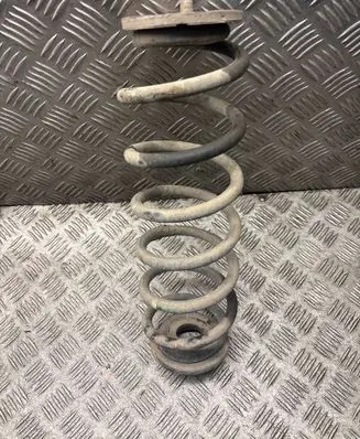 Volkswagen Touran I Rear coil spring