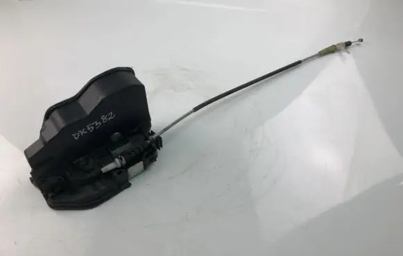 BMW 5 E60 E61 Coupe door lock (next to the handle) A053702