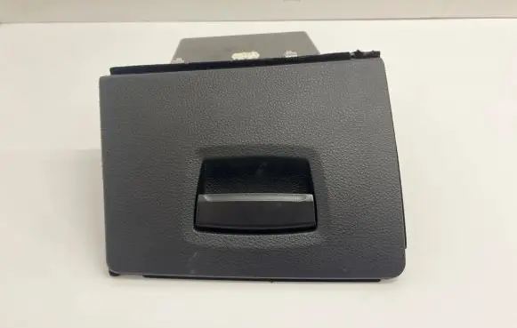 BMW 5 F10 F11 Glove box 51169166696