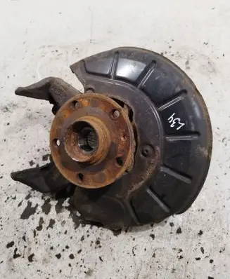 Skoda Octavia Mk2 (1Z) Front wheel hub spindle knuckle