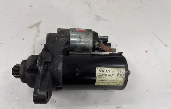 Volkswagen Polo V 6R Starter motor 02Z911023N 19112012 0001123028