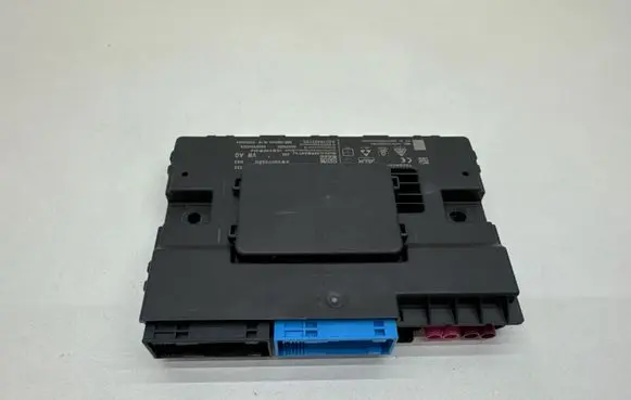 Audi A5 Phone control unit/module 8W5907468G