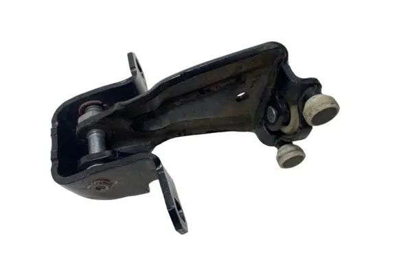 Mercedes-Benz V Class W447 Sliding door middle roller runner A4477600347 4477600347