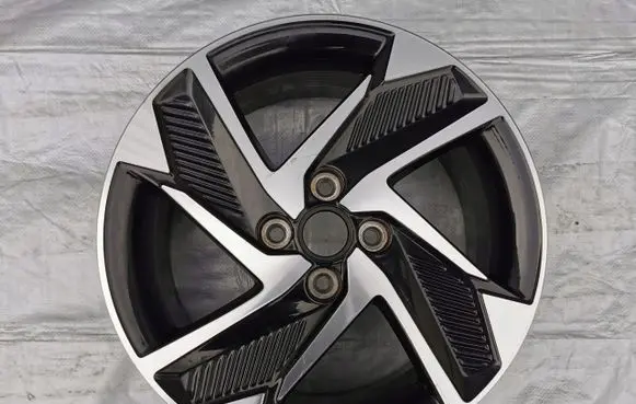 Hyundai i10 R16 alloy rim 5JX16