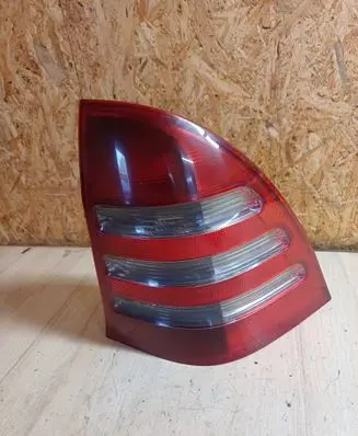 Rear/tail lights