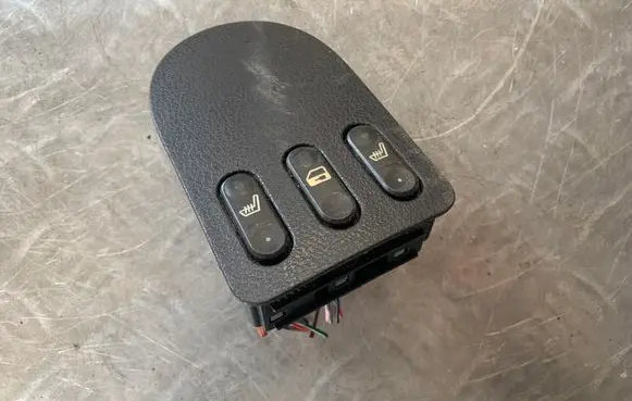 Nissan Qashqai Seat heating switch 96912JD01A