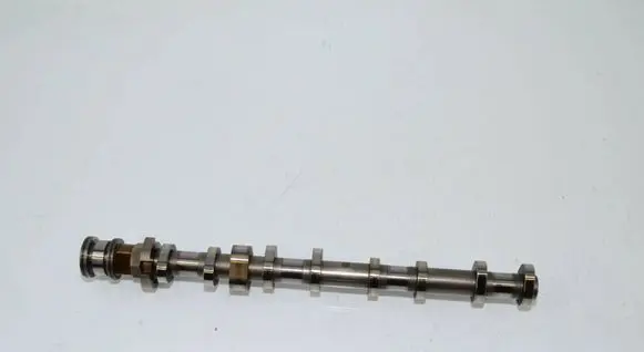 BMW X5 F15 Camshaft 7613932 11317613932