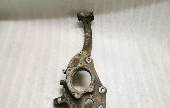 Audi A5 8T 8F Front wheel hub 8K0407257