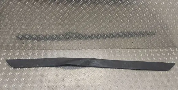 Toyota Auris E180 Front bumper lip 